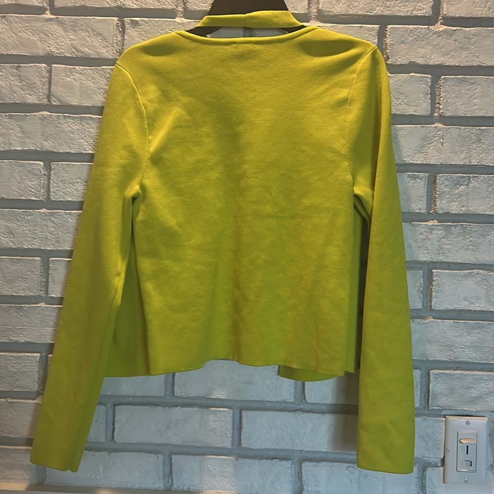 Express sweaters - Picture 2 of 4